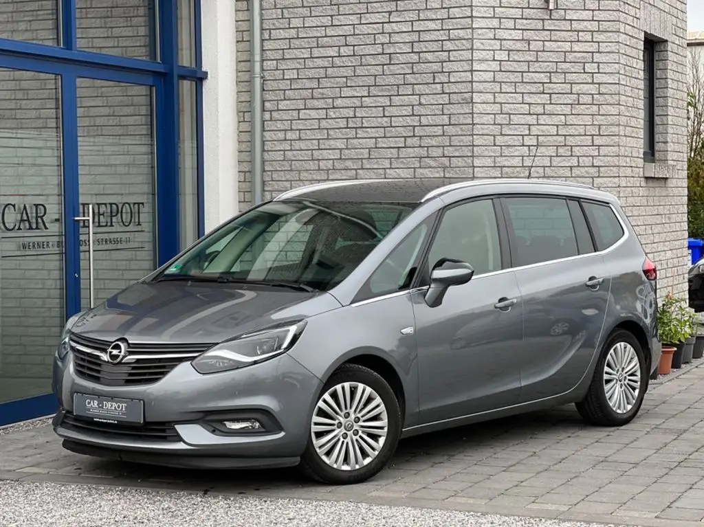 Photo 1 : Opel Zafira 2019 Diesel