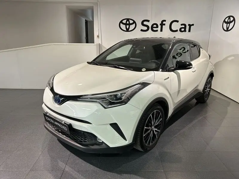 Photo 1 : Toyota C-hr 2018 Hybrid