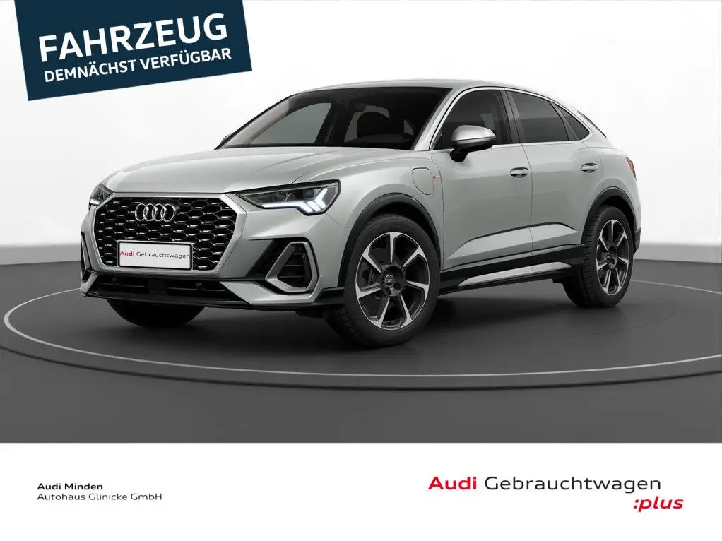 Photo 1 : Audi Q3 2024 Hybride