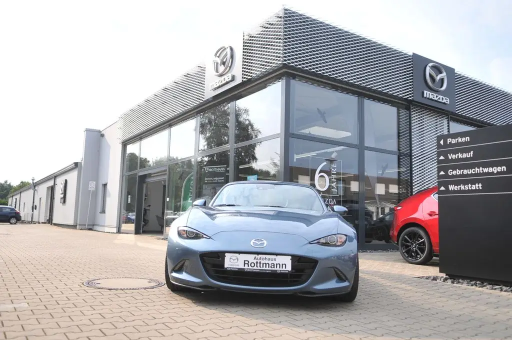 Photo 1 : Mazda Mx-5 2017 Petrol