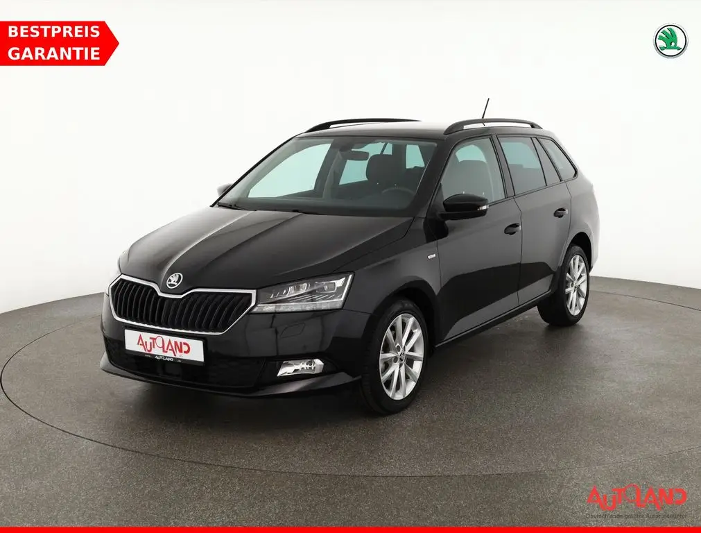 Photo 1 : Skoda Fabia 2019 Essence