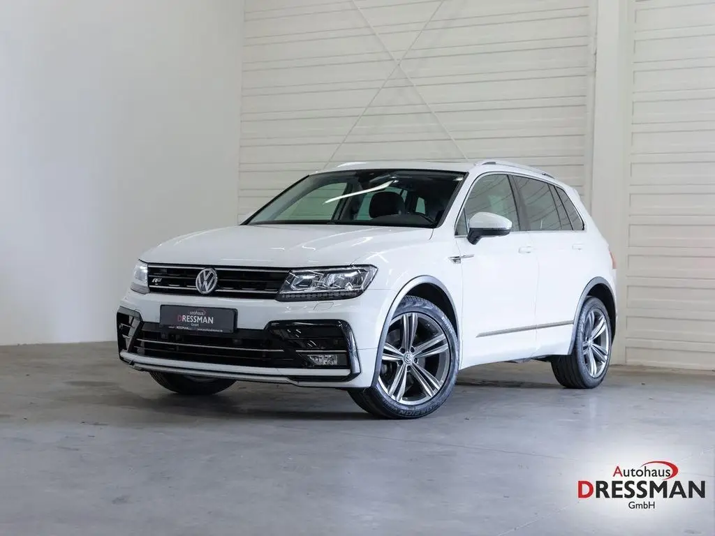 Photo 1 : Volkswagen Tiguan 2019 Essence