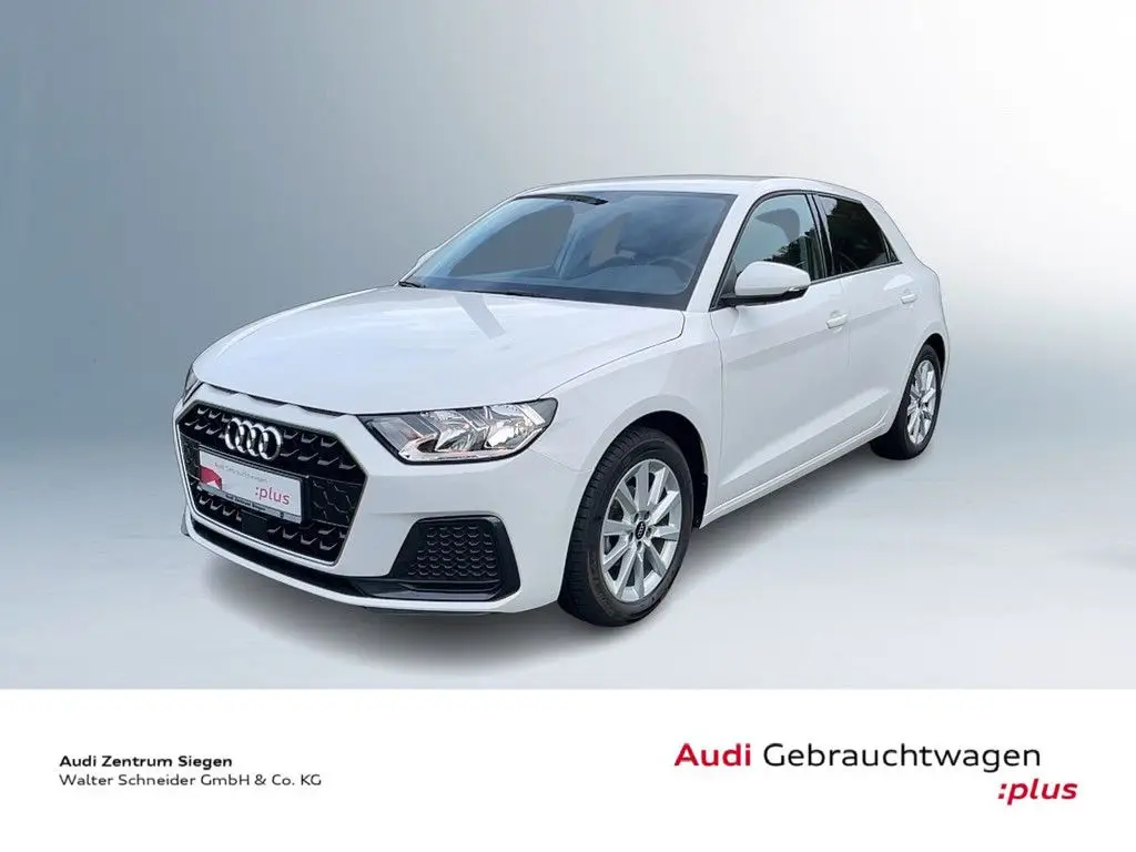 Photo 1 : Audi A1 2023 Essence