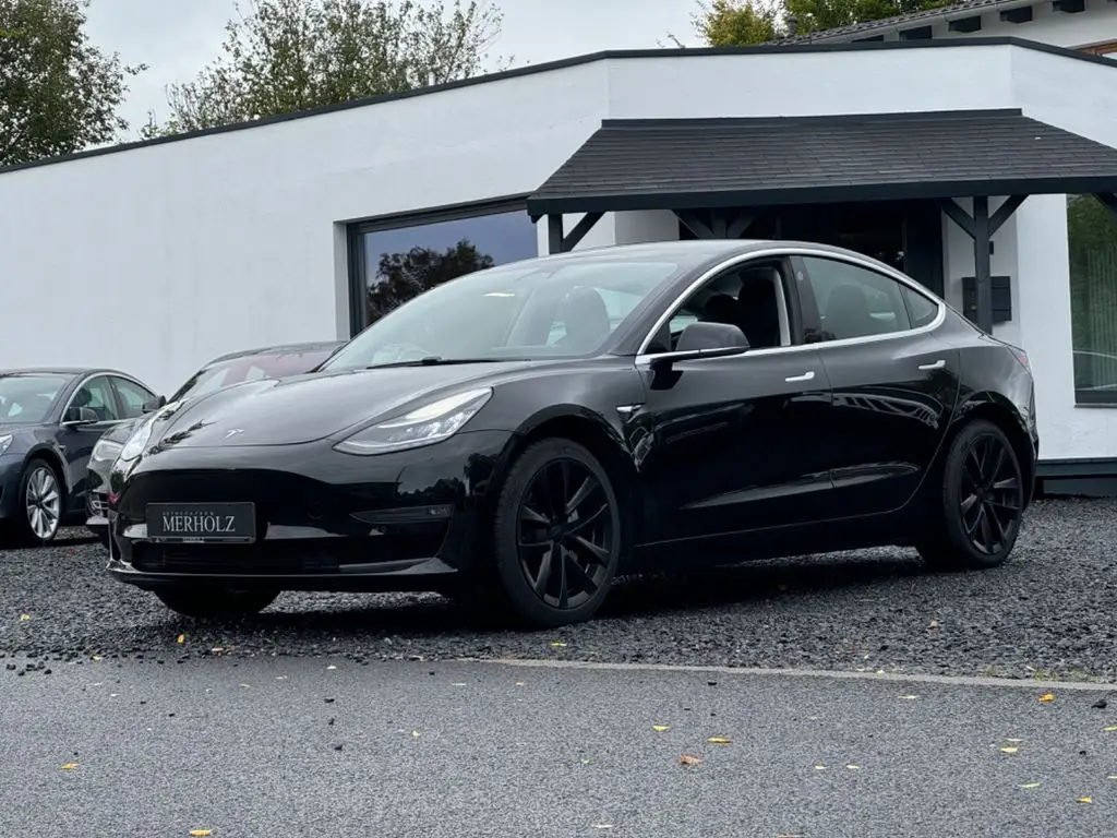 Photo 1 : Tesla Model 3 2019 Not specified