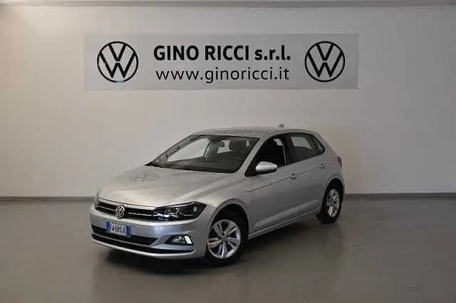 Photo 1 : Volkswagen Polo 2019 Petrol