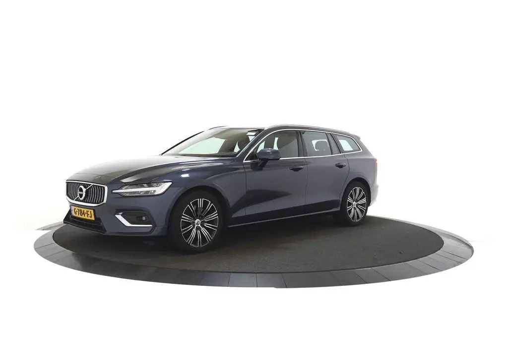 Photo 1 : Volvo V60 2019 Petrol