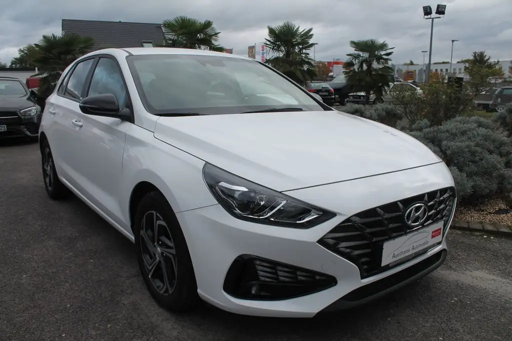 Photo 1 : Hyundai I30 2021 Petrol