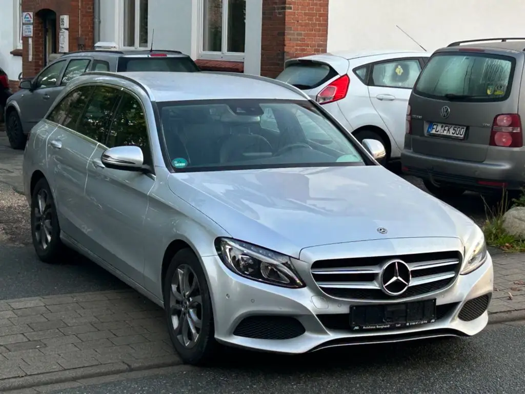 Photo 1 : Mercedes-benz Classe C 2018 Essence