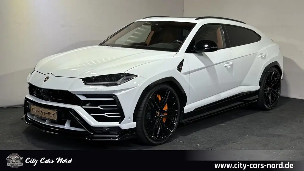 Photo 1 : Lamborghini Urus 2020 Essence