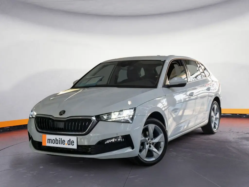 Photo 1 : Skoda Scala 2023 Petrol