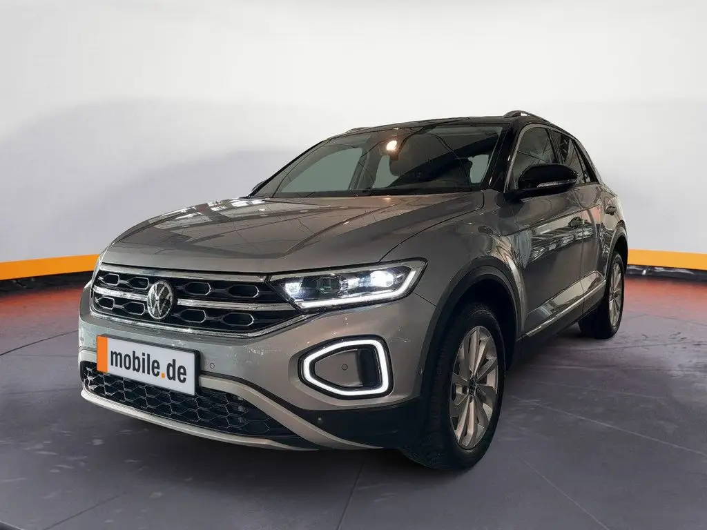 Photo 1 : Volkswagen T-roc 2024 Essence