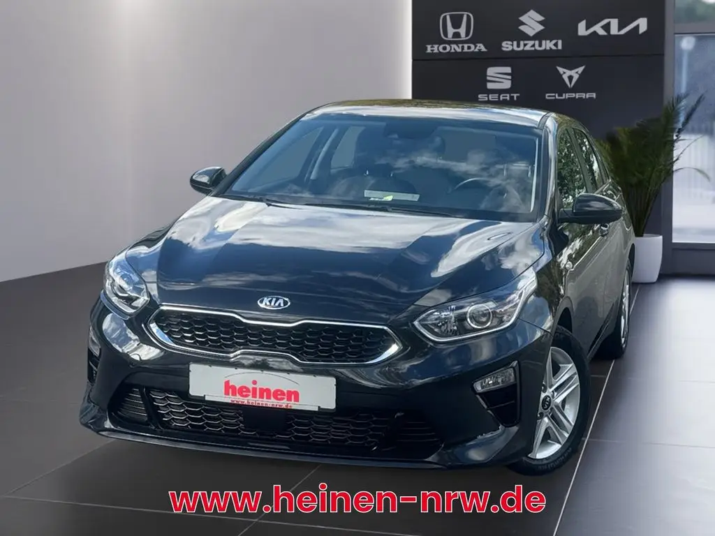 Photo 1 : Kia Ceed 2022 Essence