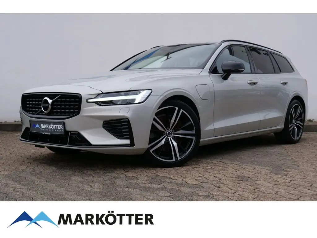 Photo 1 : Volvo V60 2021 Hybrid