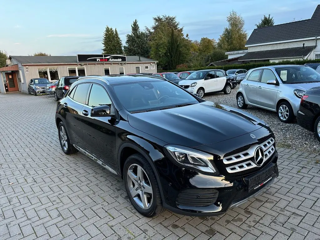 Photo 1 : Mercedes-benz Classe Gla 2020 Petrol