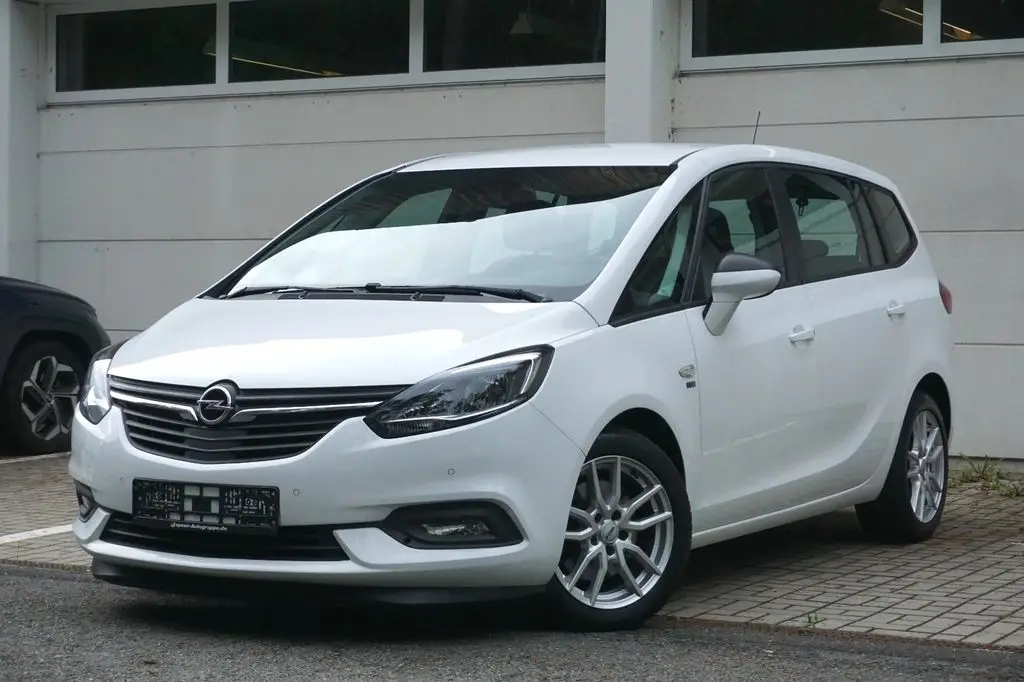 Photo 1 : Opel Zafira 2019 Diesel