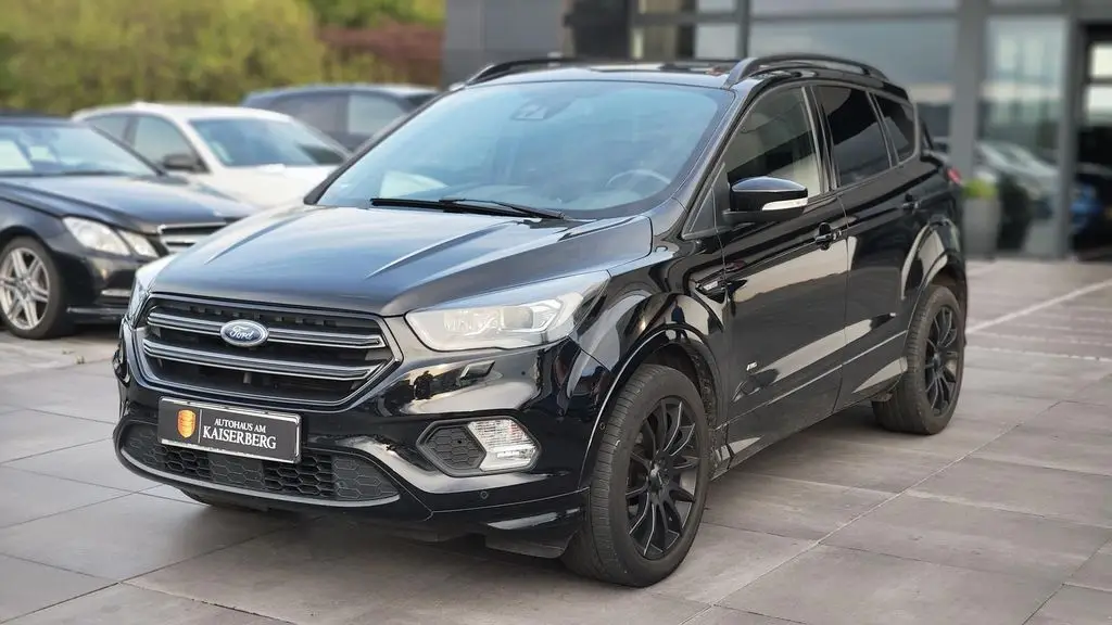 Photo 1 : Ford Kuga 2018 Essence