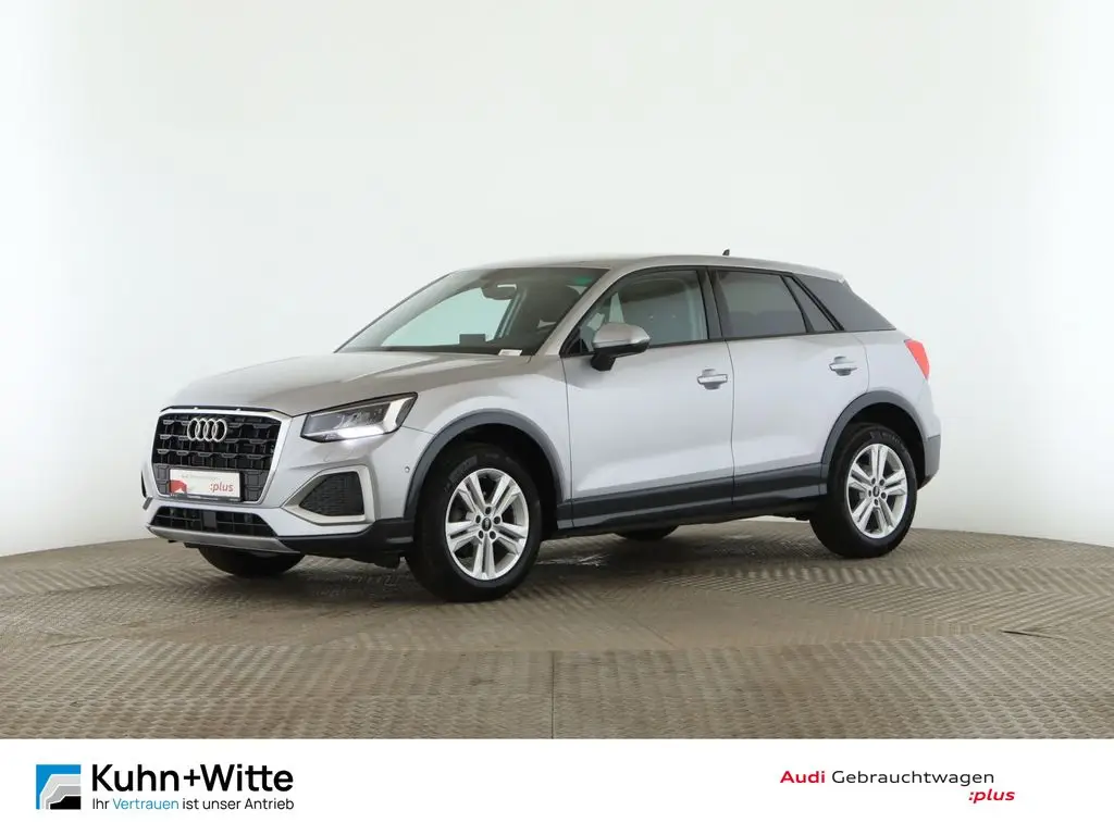 Photo 1 : Audi Q2 2023 Essence