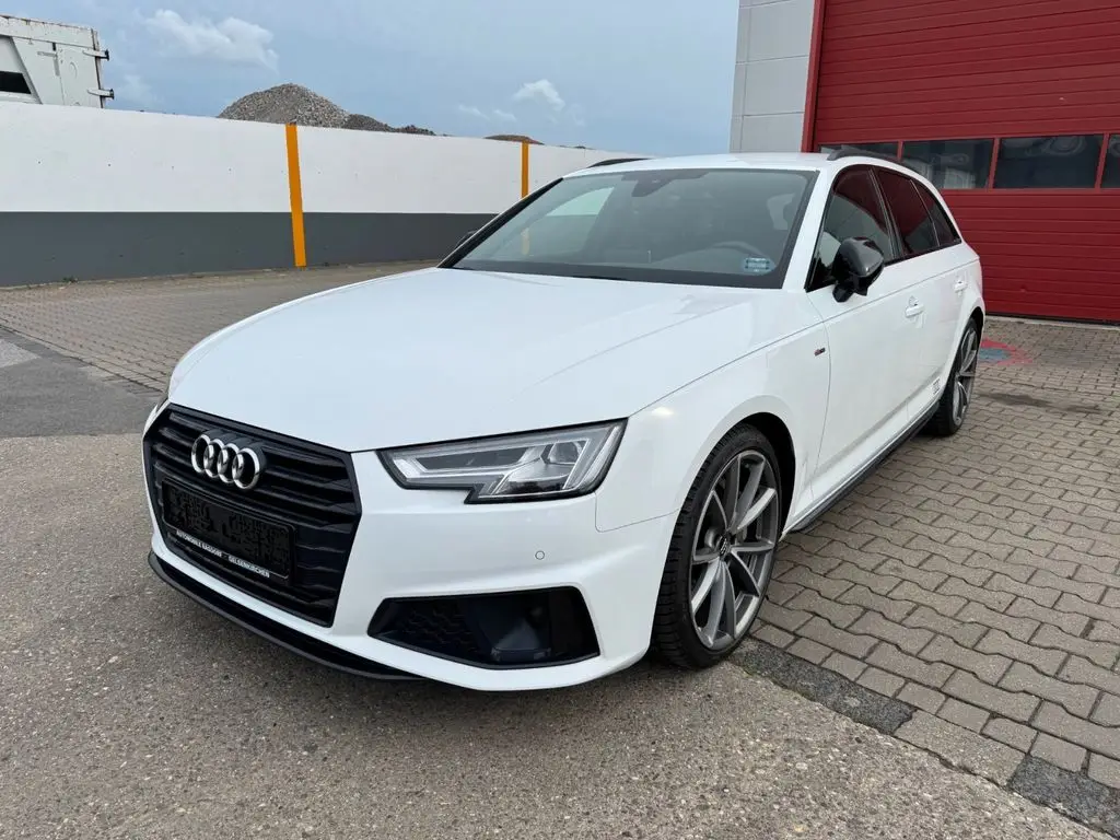 Photo 1 : Audi A4 2019 Diesel