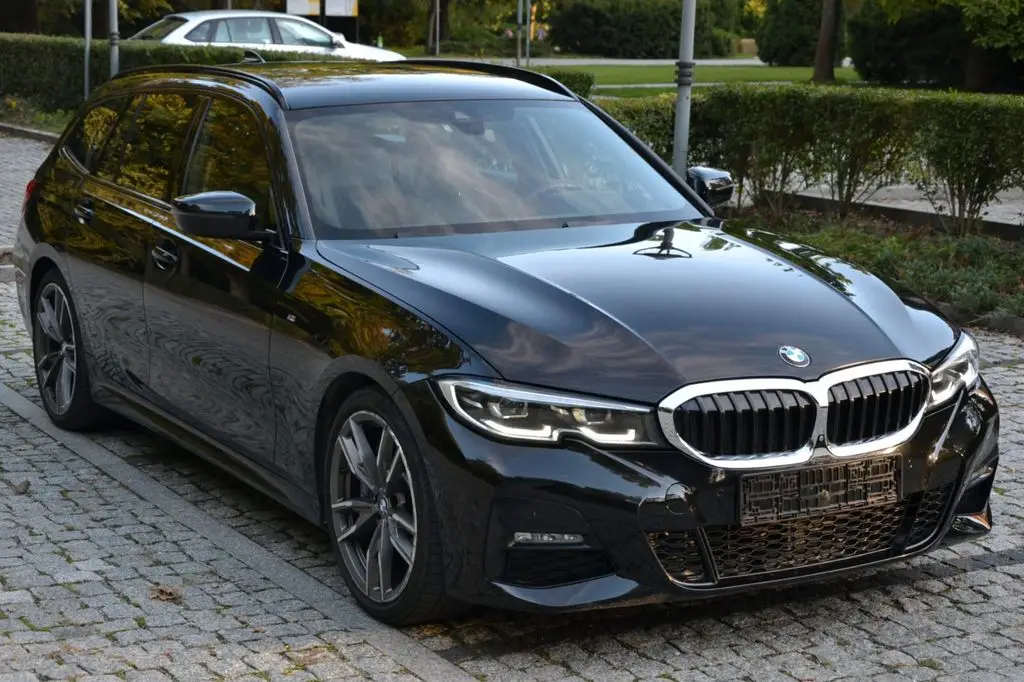 Photo 1 : Bmw Serie 3 2019 Diesel