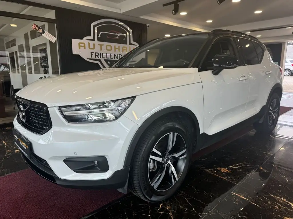 Photo 1 : Volvo Xc40 2020 Diesel