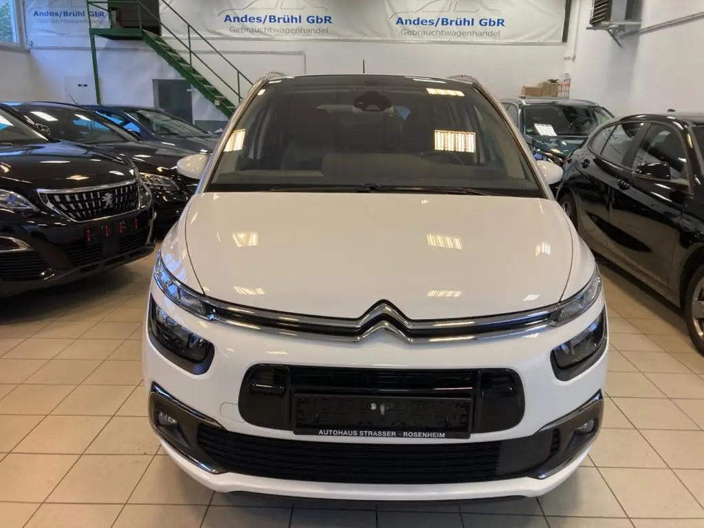 Photo 1 : Citroen C4 2021 Diesel