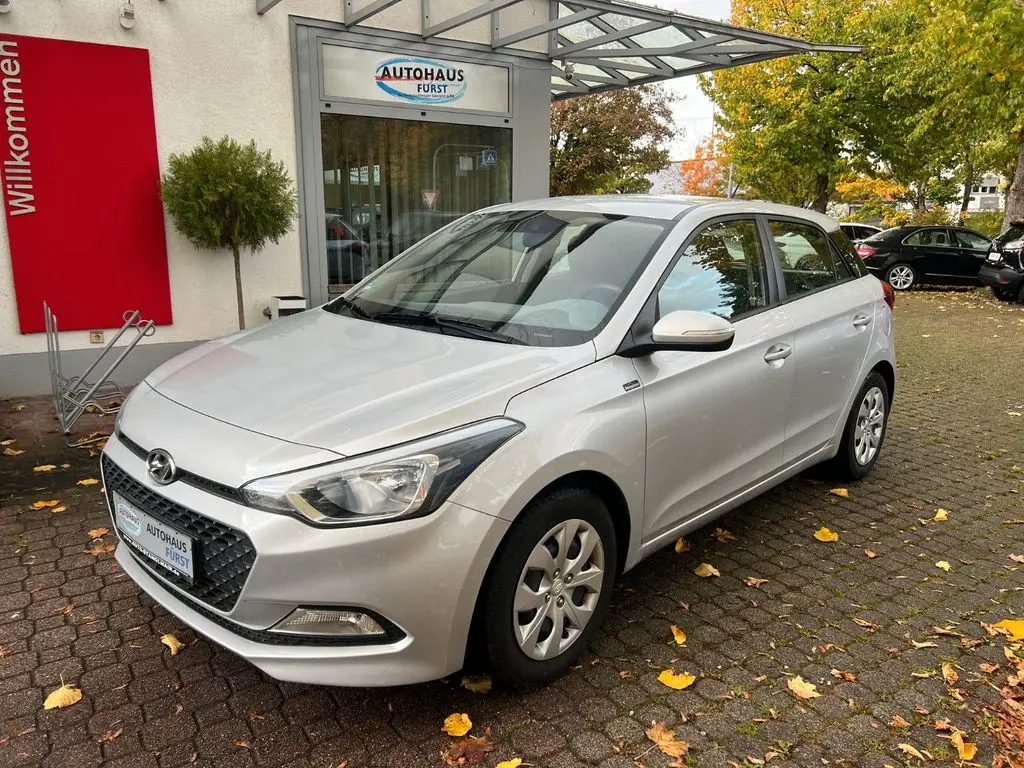 Photo 1 : Hyundai I20 2017 Petrol