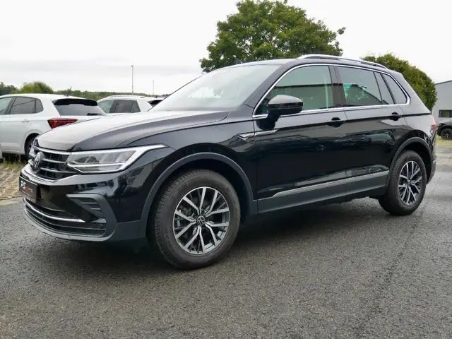 Photo 1 : Volkswagen Tiguan 2023 Petrol