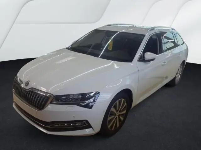 Photo 1 : Skoda Superb 2023 Essence