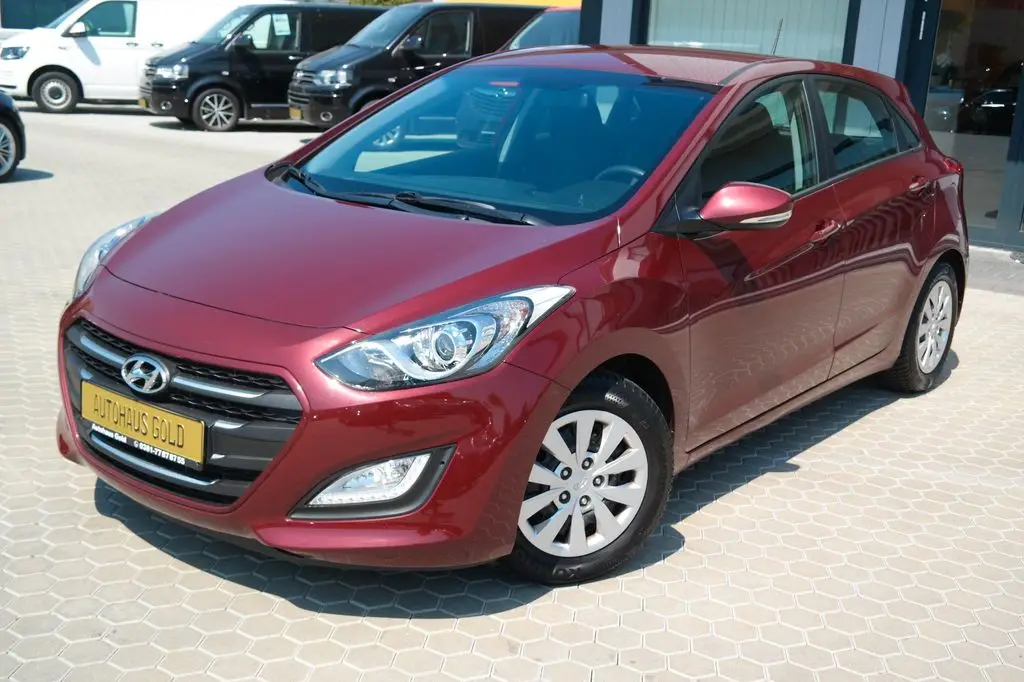 Photo 1 : Hyundai I30 2017 Petrol