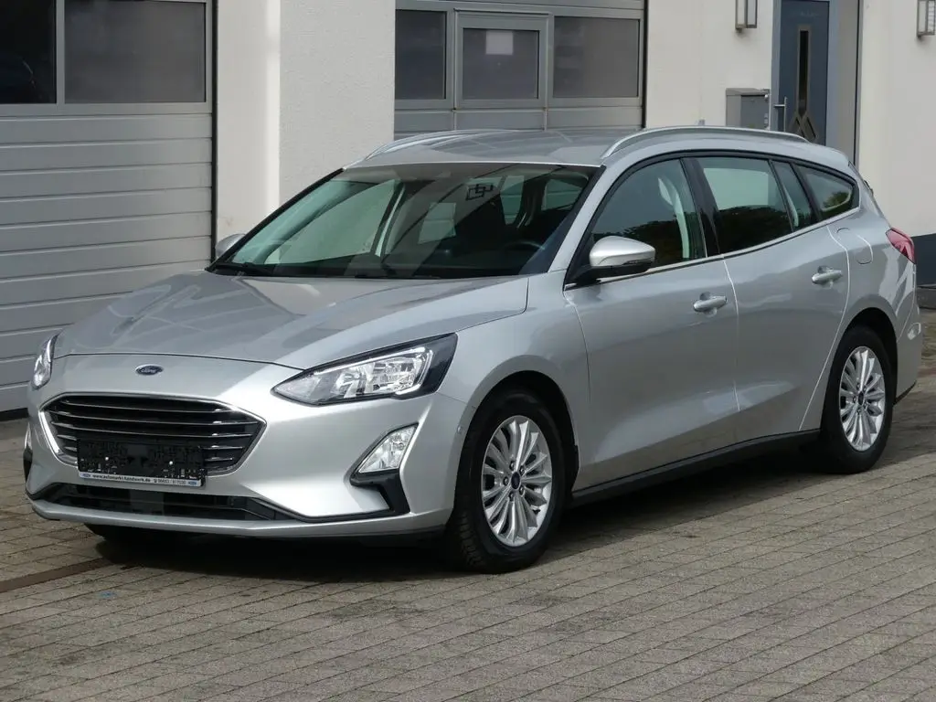 Photo 1 : Ford Focus 2021 Petrol