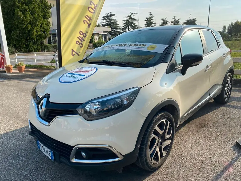 Photo 1 : Renault Captur 2015 Diesel