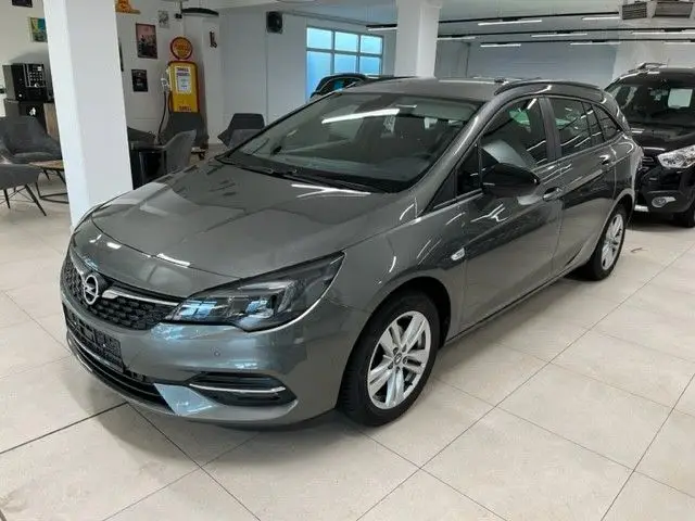 Photo 1 : Opel Astra 2021 Diesel