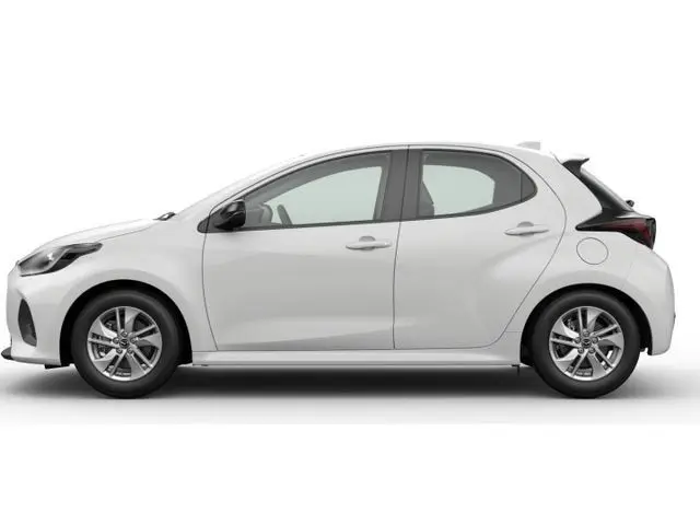 Photo 1 : Mazda 2 2024 Petrol