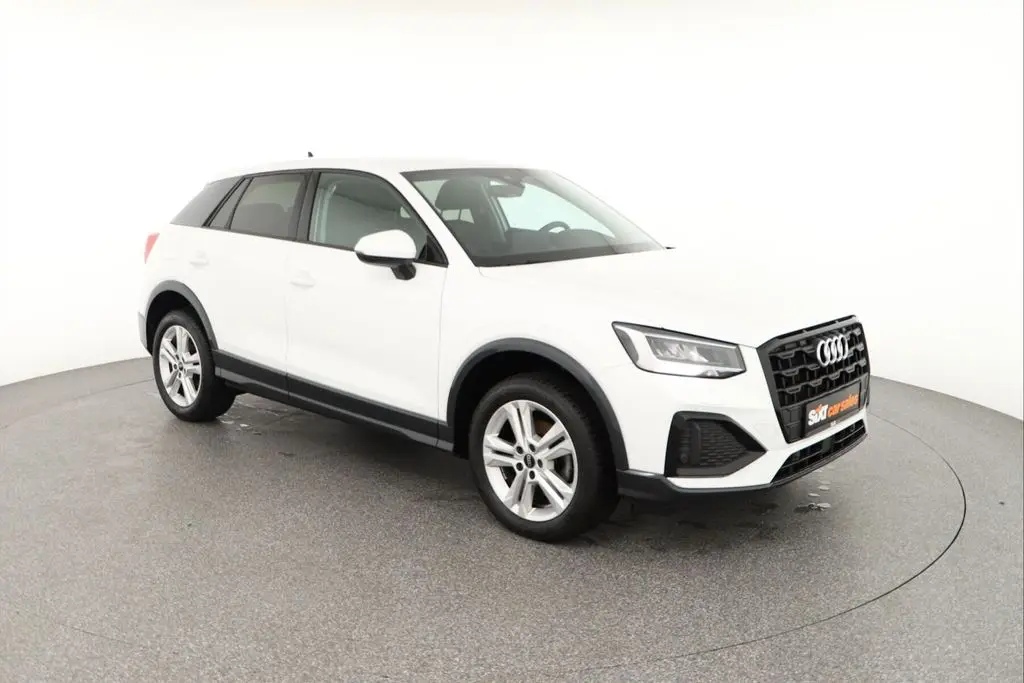 Photo 1 : Audi Q2 2023 Petrol