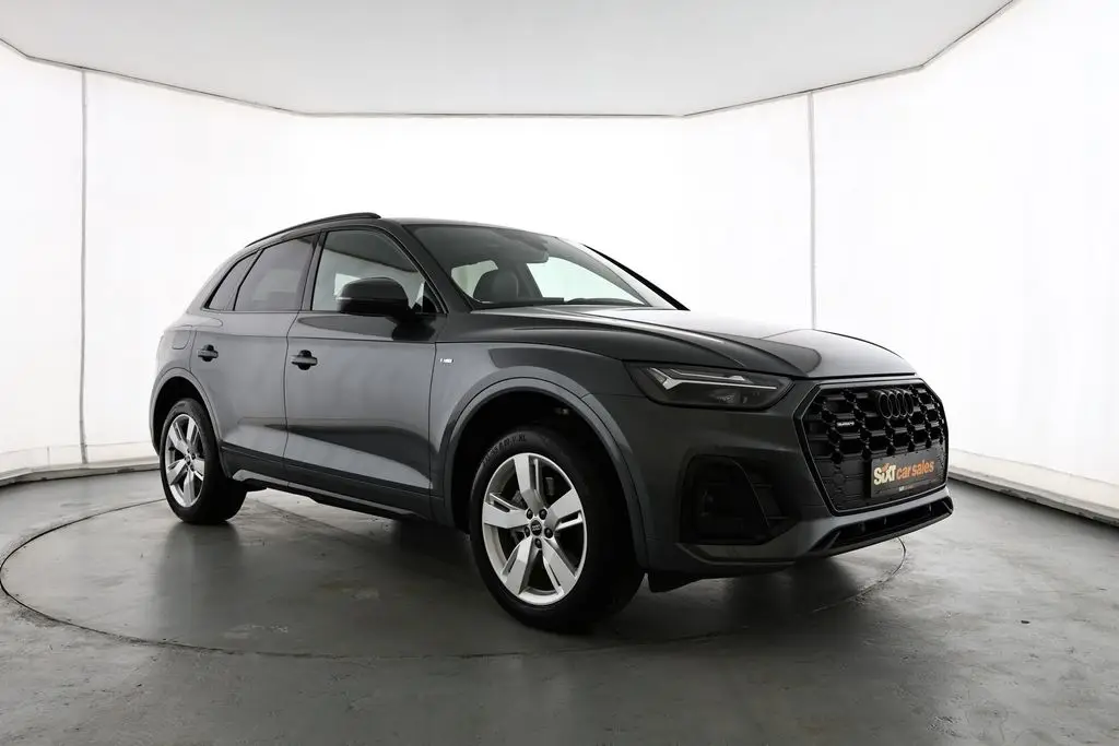 Photo 1 : Audi Q5 2023 Diesel