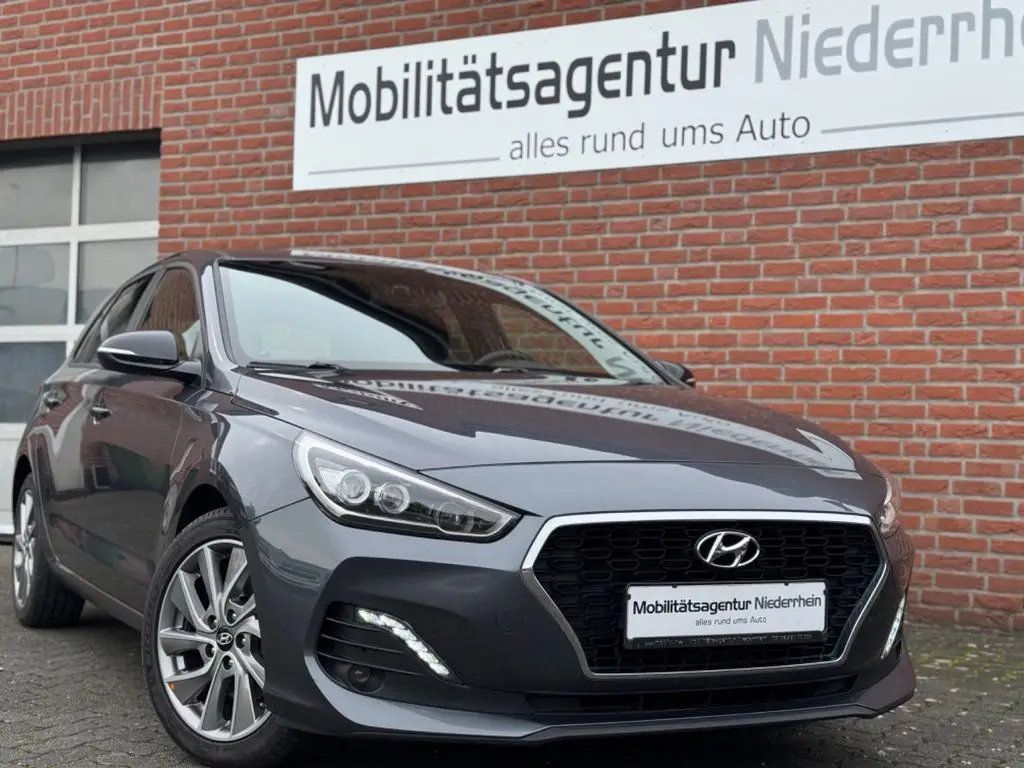 Photo 1 : Hyundai I30 2018 Petrol