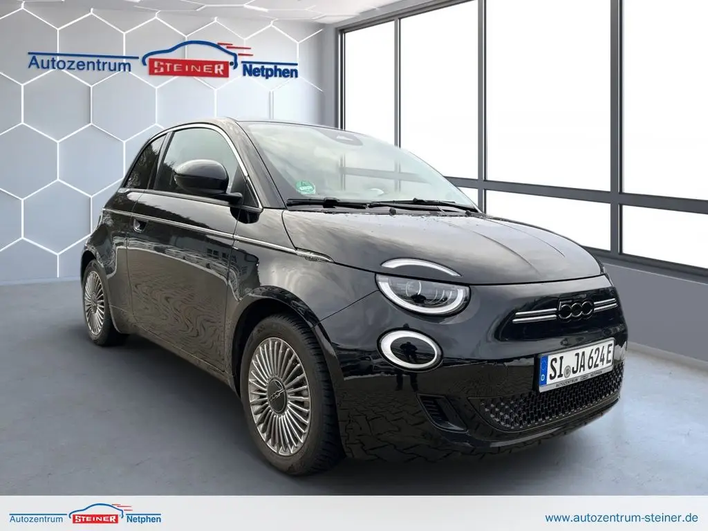 Photo 1 : Fiat 500 2023 Non renseigné