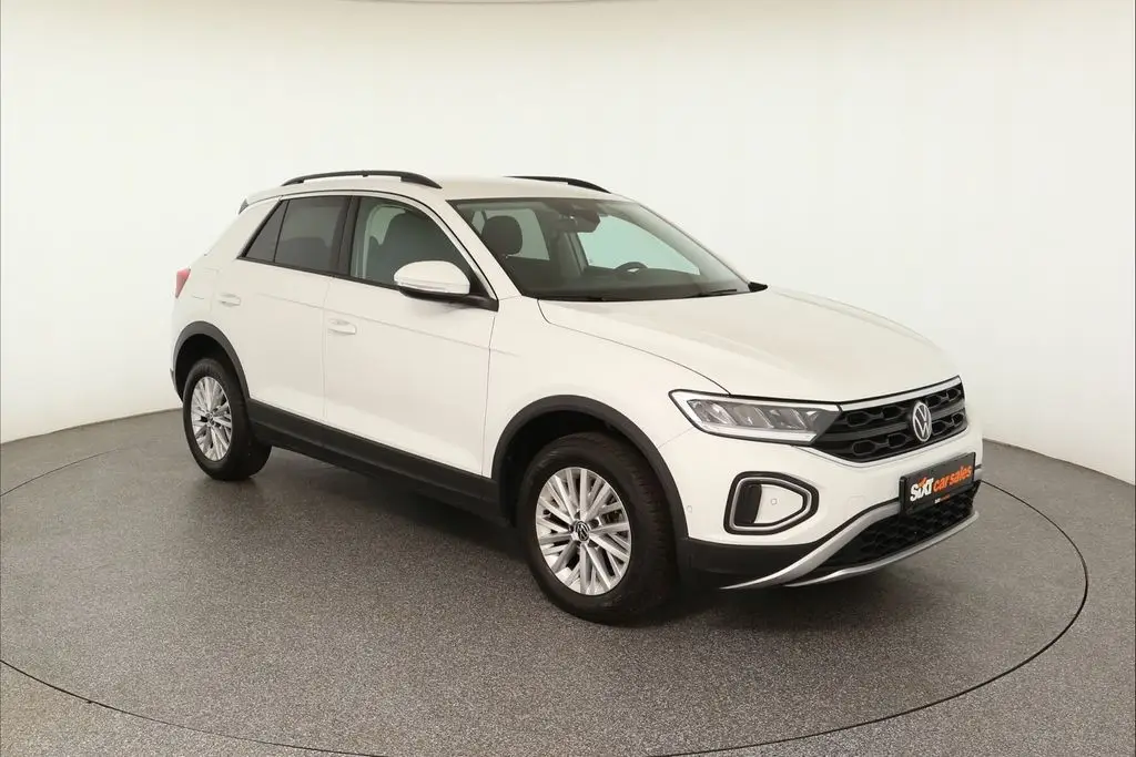 Photo 1 : Volkswagen T-roc 2023 Essence