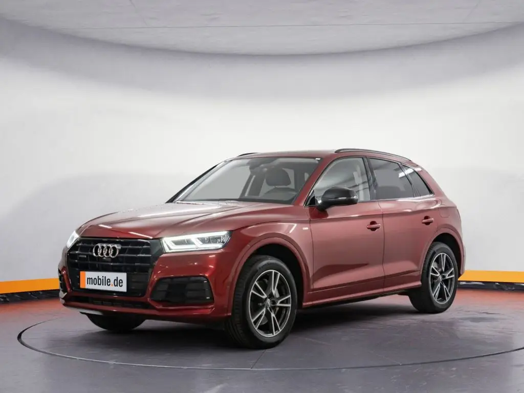 Photo 1 : Audi Q5 2020 Hybrid