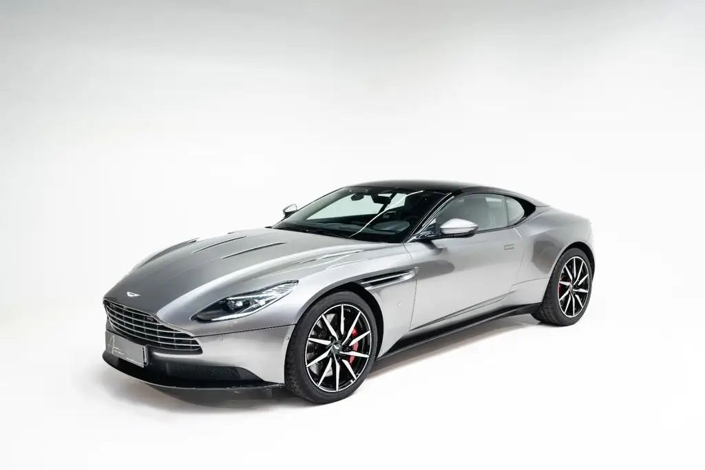 Photo 1 : Aston Martin Db11 2017 Essence