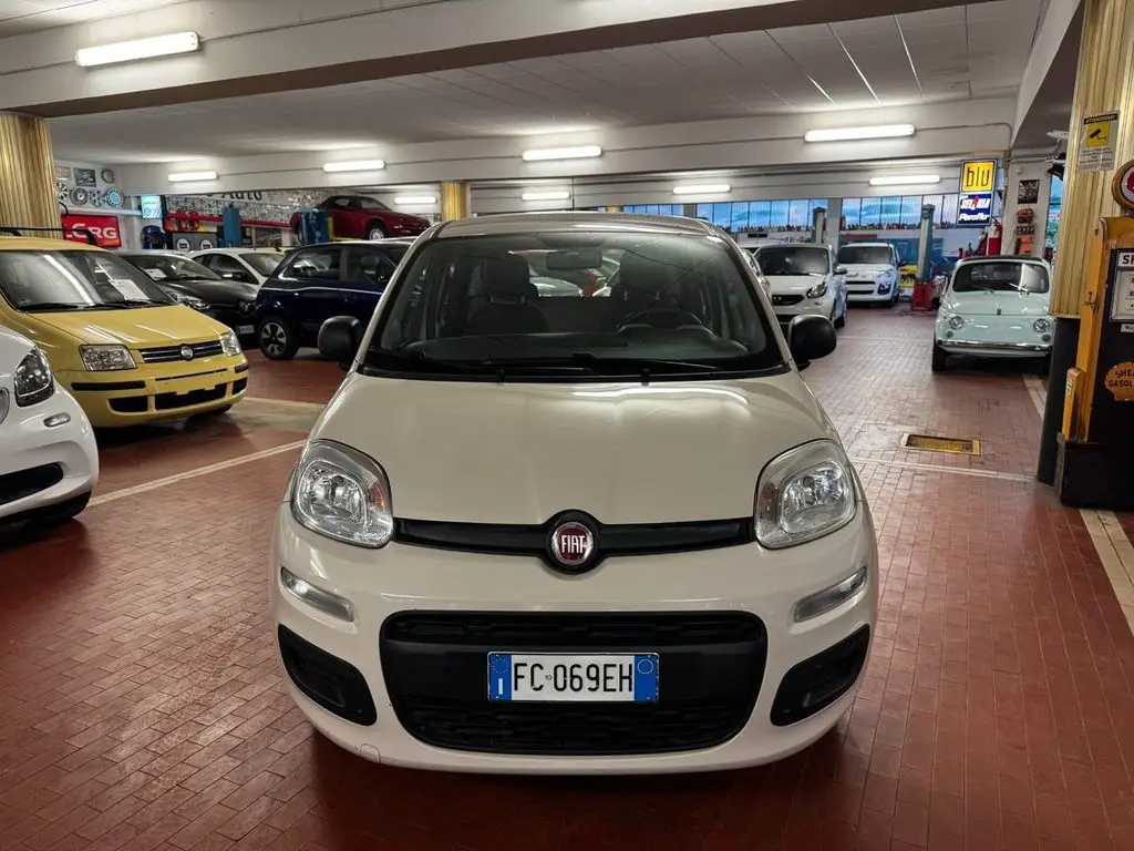 Photo 1 : Fiat Panda 2018 Petrol