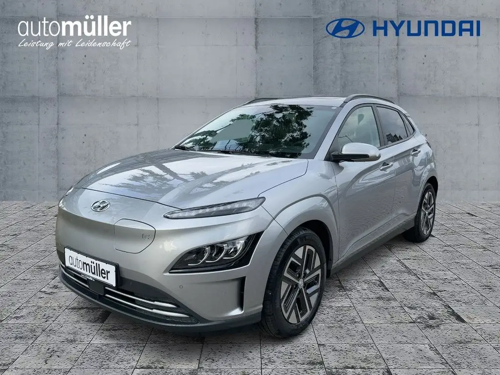 Photo 1 : Hyundai Kona 2023 Non renseigné