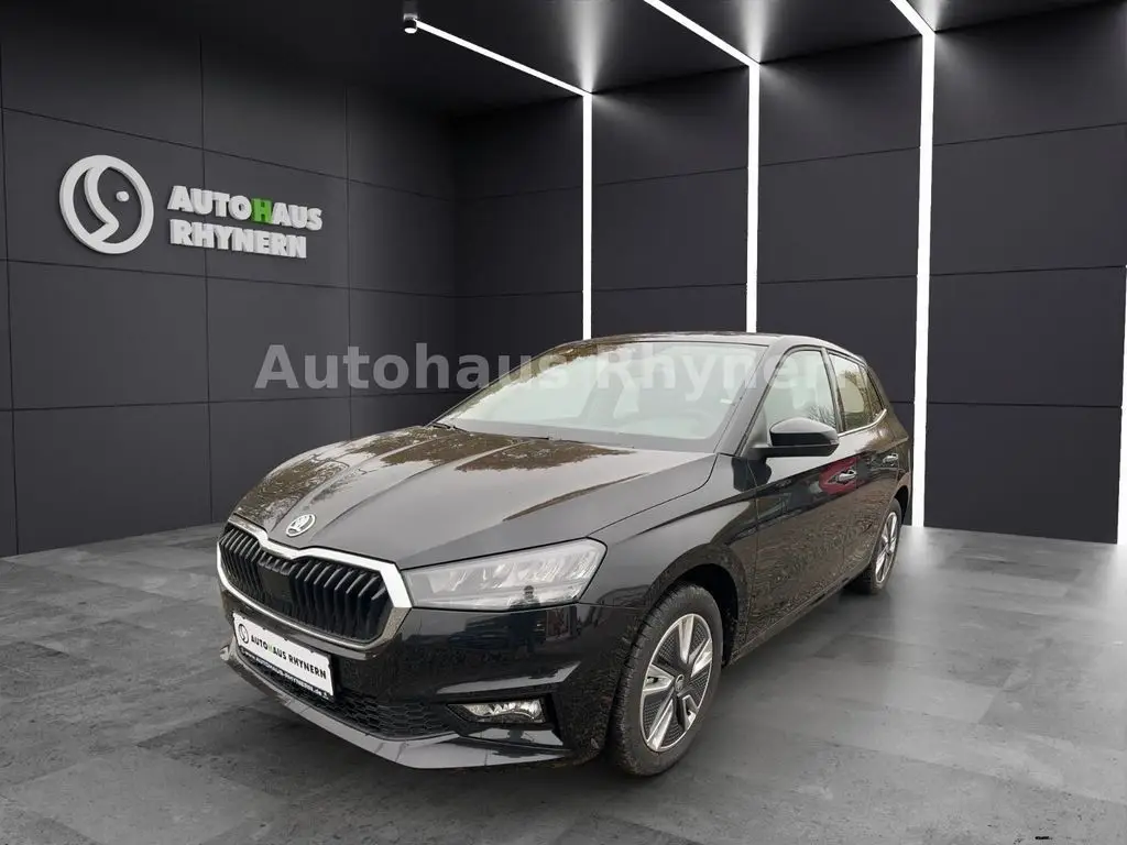 Photo 1 : Skoda Fabia 2024 Petrol