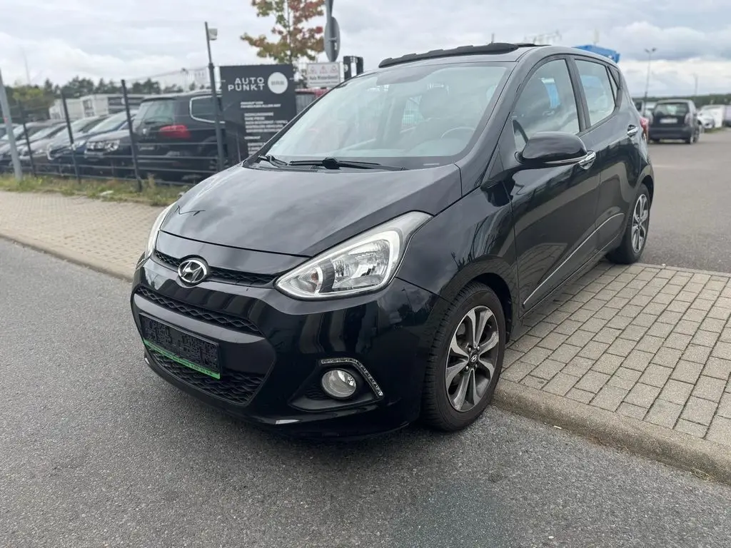 Photo 1 : Hyundai I10 2016 Petrol