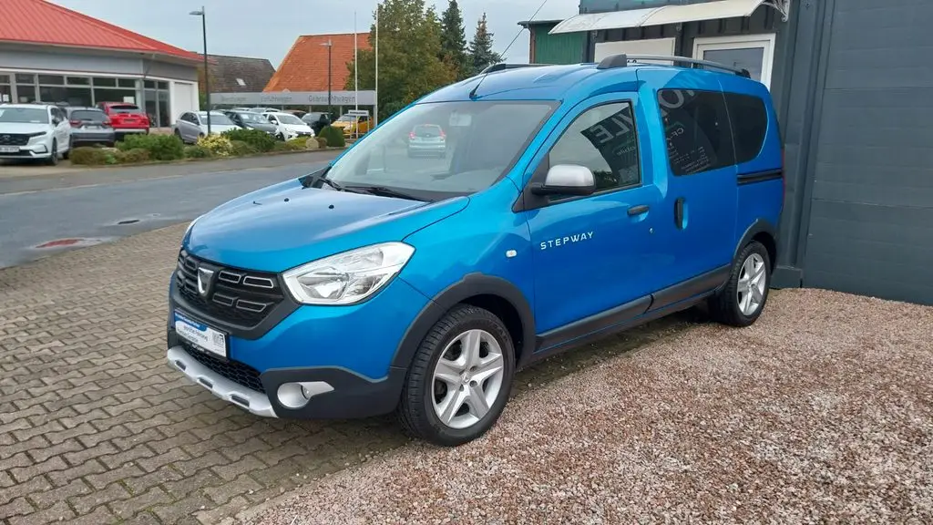 Photo 1 : Dacia Dokker 2017 Petrol