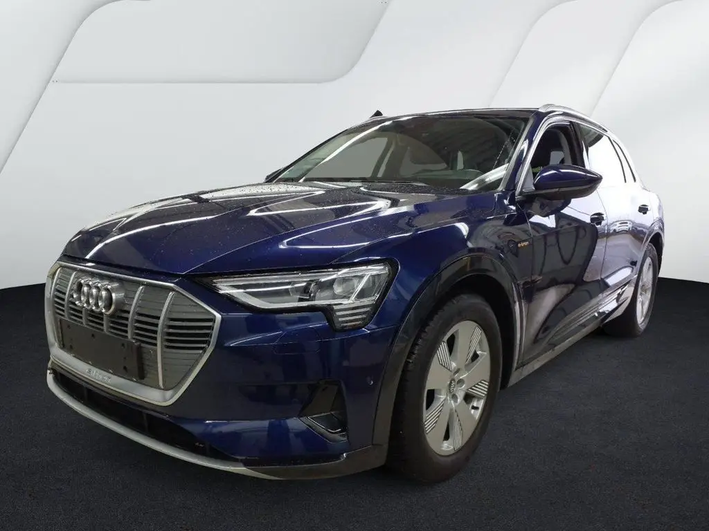 Photo 1 : Audi E-tron 2021 Non renseigné