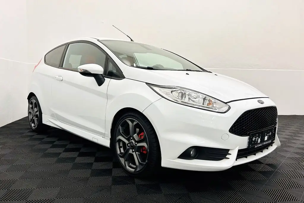 Photo 1 : Ford Fiesta 2017 Essence