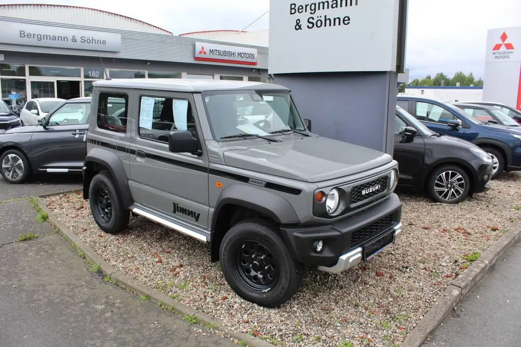 Photo 1 : Suzuki Jimny 2024 Petrol