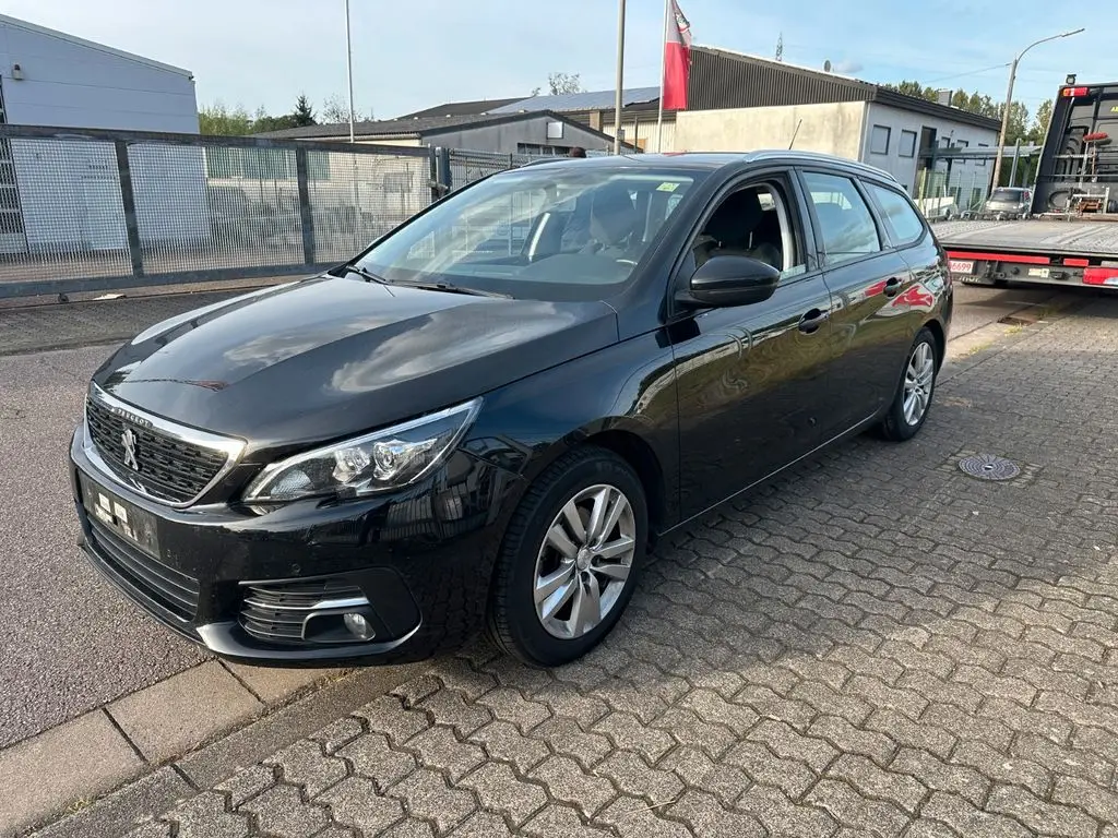 Photo 1 : Peugeot 308 2019 Diesel