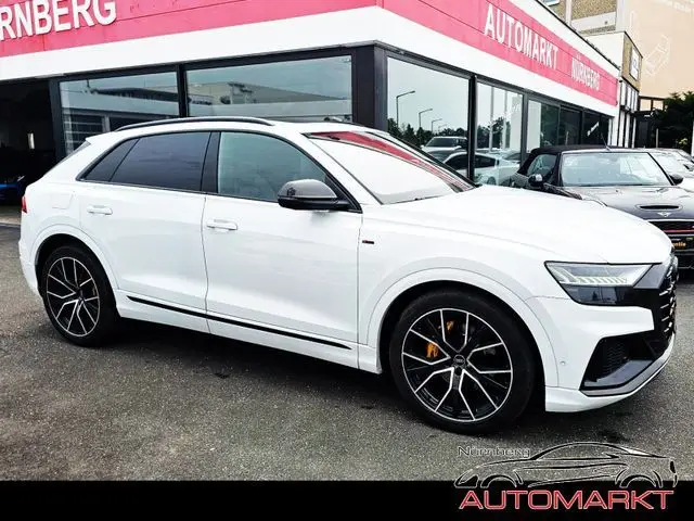 Photo 1 : Audi Q8 2021 Diesel